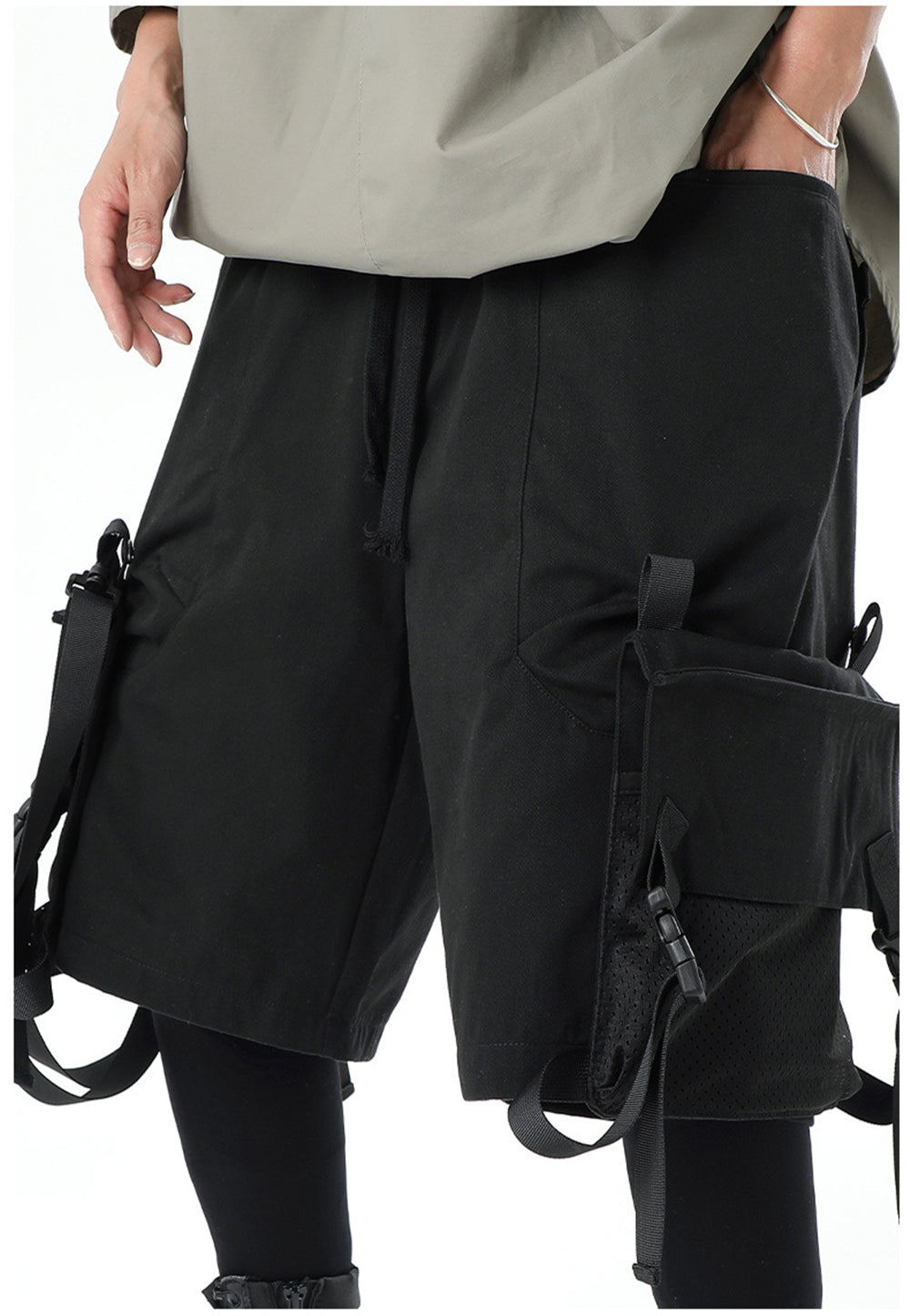 Futuristic Level-1 Cargo Shorts - Transformable Pockets – TechwearGiants